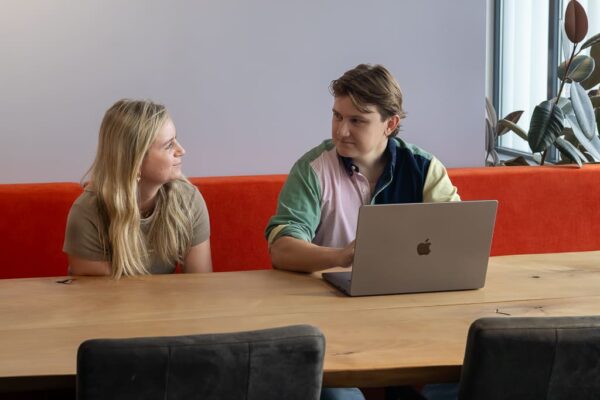 Mirthe En Lars Hypd In Overleg
